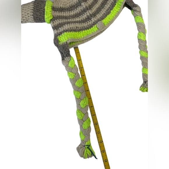 Handmade Knitted Viking Hat - Picture 8 of 12